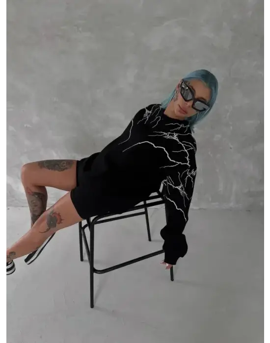 Göz Alıcı Sweatshirt Yıldırım Baskılı