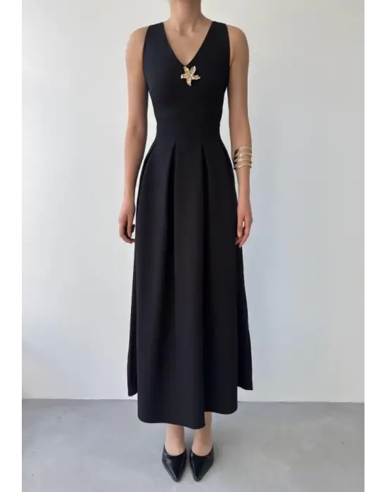 Omarı Yıldız Detaylı Gece Elbisesi