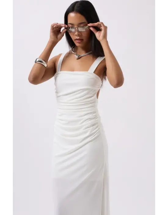 Omarı Yırtmaç Detaylı Şık Siyah Elbise