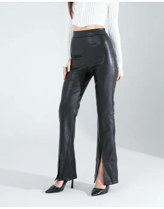 Omarı Deri Yırtmaçlı Pantolon Modası Güncel Trendleri Takip Ediyor