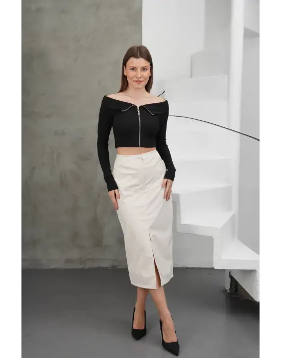 Yırtmaçlı uzun deri etek krem