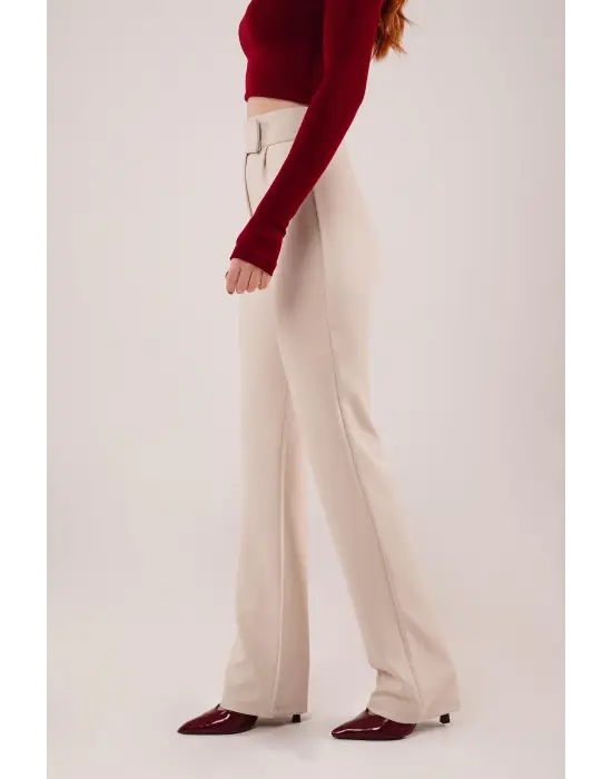 Omarı Yumuşak Kumaşlı Cırt Kapama Pantolon