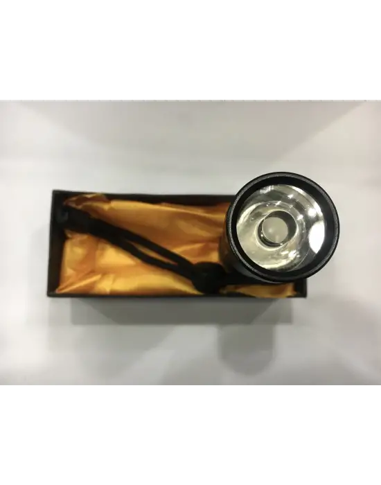 Omarı Güçlü Işık Saçan Mini Fener D35