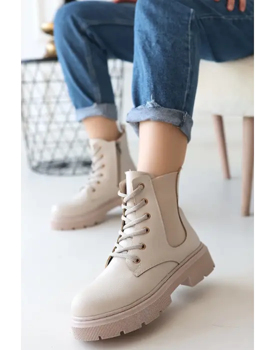 Omarı Yüksek Tabanlı Bej Bağcıklı Bot