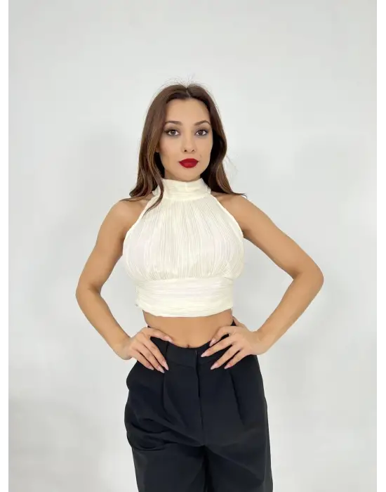 Omarı Klasik Tarzda Ekru Bluz