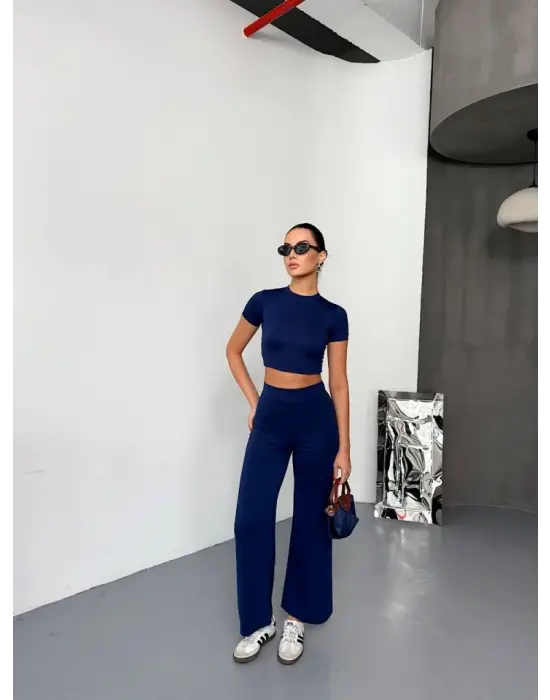 Omarı Modal Kumaş Kısa Kollu Crop Pantolon Takımı - Lacivert
