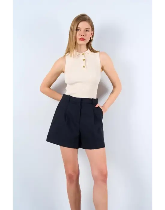 Omarı Rahat Ve Şık Düğmeli Triko Atlet - Beyaz