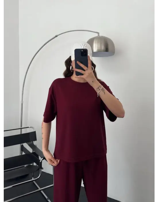 Omarı Rahatlık ve Şıklığı Bir Arada Sunan Modal Alt Üst Takım