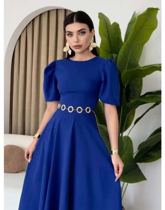 Omarı Kadife Elbise Trendi Bu Sezonun Favorisi!