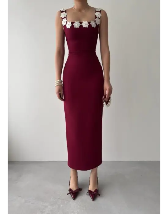 Omarı Zarif Çiçek Desenli Elbise