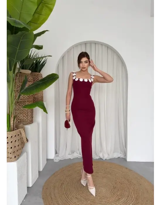 Omarı Zarif Çiçek Desenli Elbise