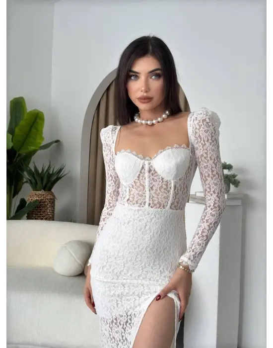 Omarı Zarif Dantel Detaylı Elbise