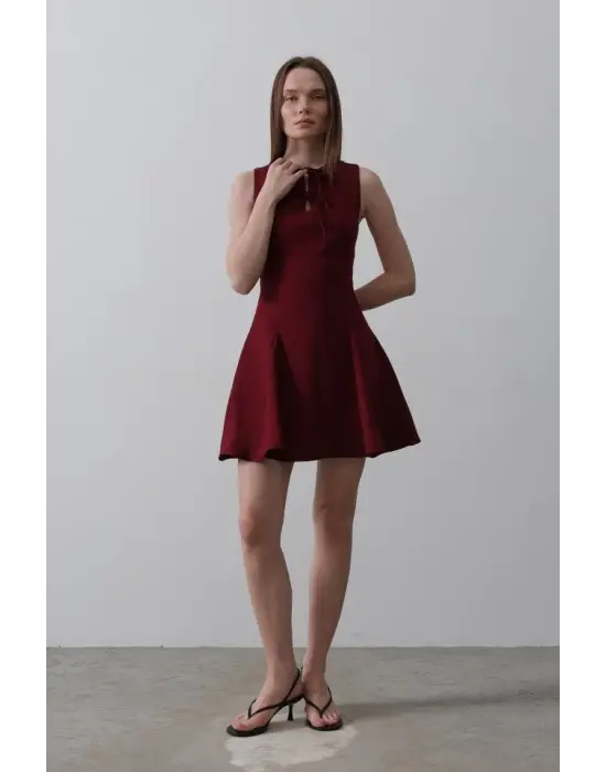 Omarı Şık Fiyonk Detaylı Mini Elbise - Bordo