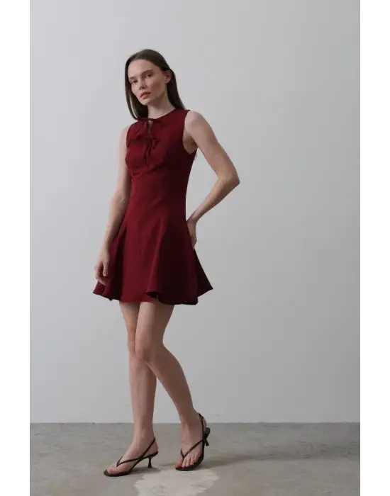 Omarı Şık Fiyonk Detaylı Mini Elbise - Bordo