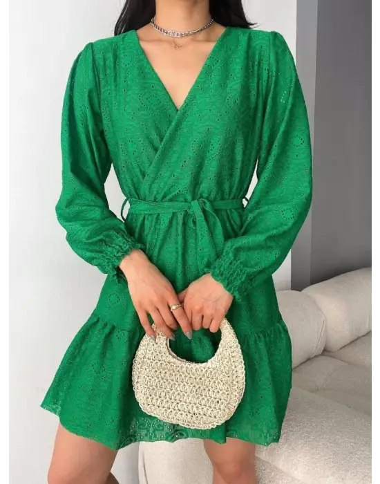 Omarı Şık Kruvaze Yaka Güpürlü Mini Elbise