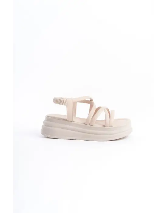 Zarif Lastikli Şerit Detaylı Rahat Tabanlı Bayan Sandalet