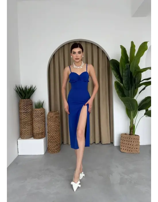 Omarı Sırt Detaylı Zarif Elbise