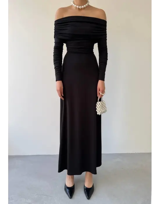 Omarı Zarafetin Simgesi Straplez Elbise