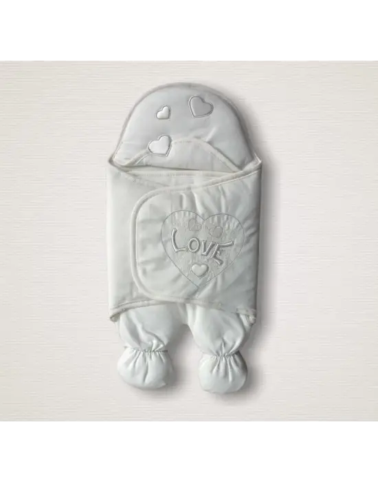 Omarı Lüks Love Nakışlı Yenidoğan Bebek Battaniyesi