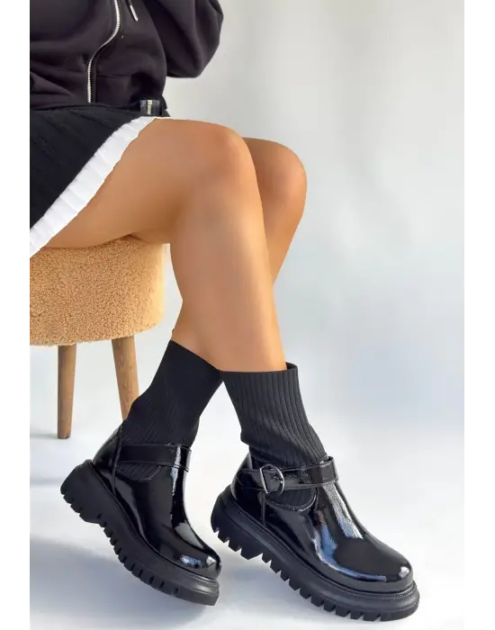 Zerta Siyah Rugan Streçli Bot