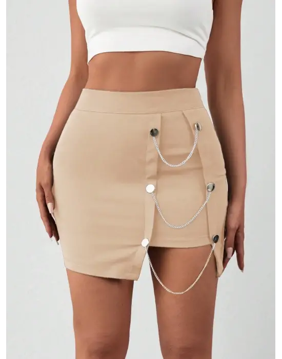 Çarpıcı Mini Etek