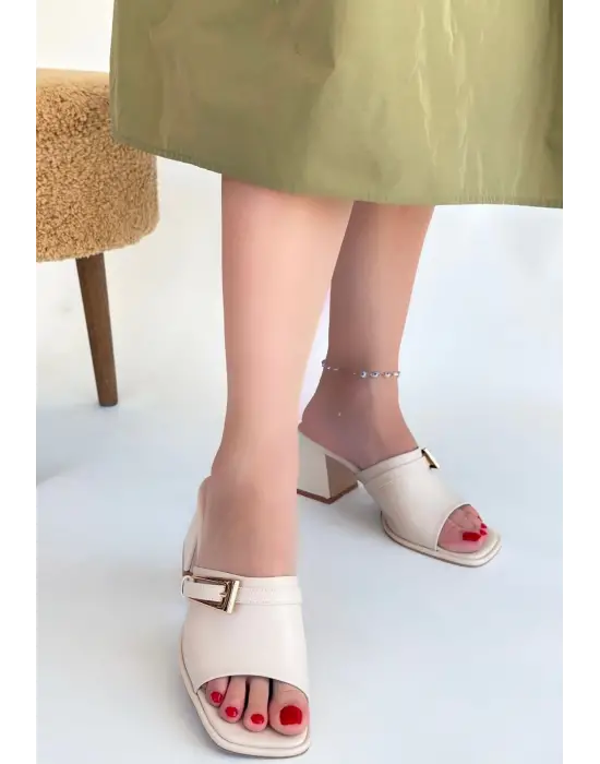 Omarı Rahat ve Şık Cilt Topuklu Terlik