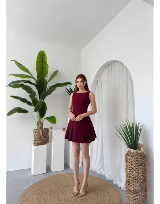 Omarı Çiçek Desenli Mini Elbise