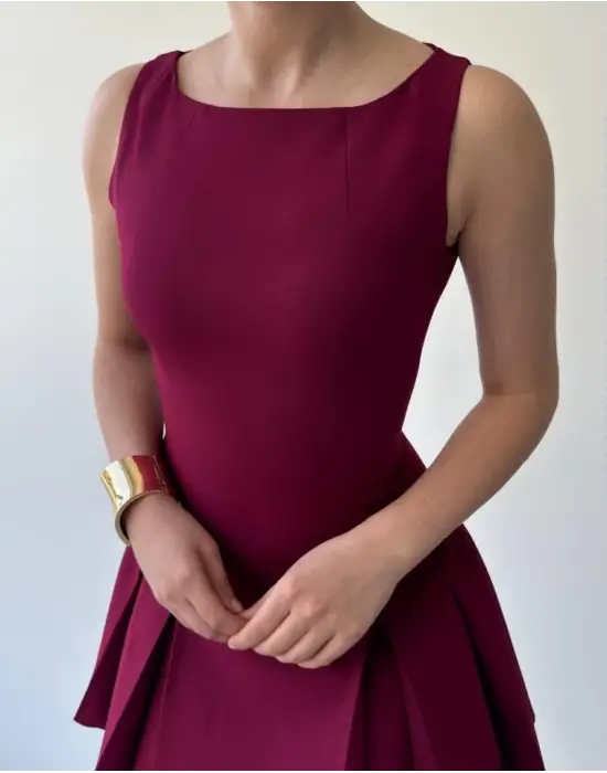 Omarı Çiçek Desenli Mini Elbise