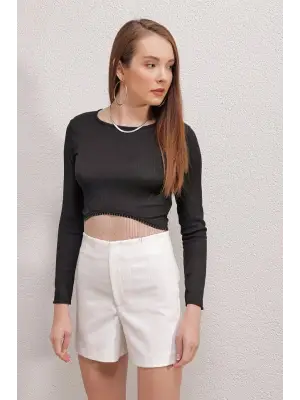 0444 Crop Zincirli Bluz - D. Siyah