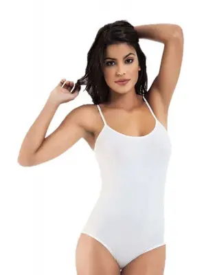 Beyaz İp Askılı Çıtçıtlı Body Kadın Giyim