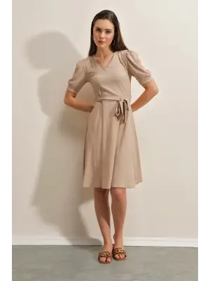 2370 Kuşaklı Örme Elbise - Bej