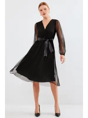 2494 Kruvaze Yaka Tül Elbise - Siyah