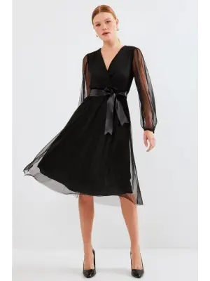 2494 Kruvaze Yaka Tül Elbise - Siyah