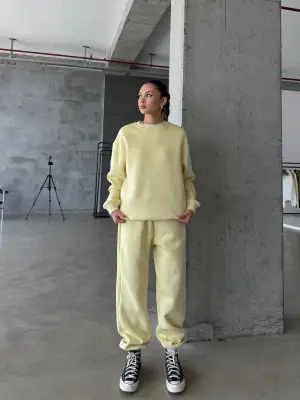 Sarı Lastik Paça Eşofman Kadın Giyim