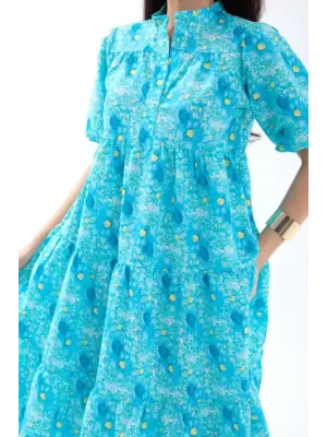 Omarı Altın İşlemeli Siyah Elbise