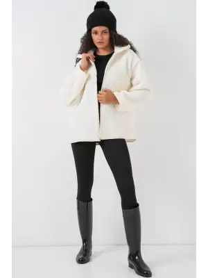 55446 Fermuarlı Oversize Peluş Mont - Bej