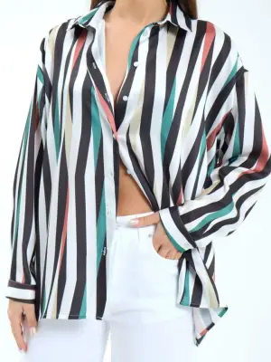 Omarı Zamansız Şıklıkta Beyaz Gömlek