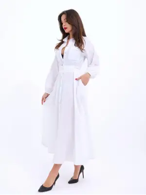 Omarı Kadife Detaylı Beyaz Elbise