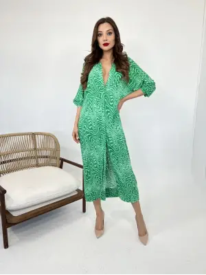 Omarı Siyah Göğüs Detaylı Uzun Elbise