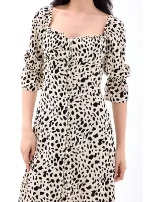 Omarı Şık Siyah Elbise Modası