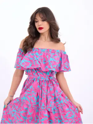 Omarı Şık ve Zarif Dantel Detaylı Elbise