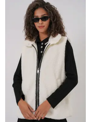 6793 Peluş Yelek - Beyaz