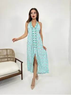 Omarı Yaz Aylarında Şıklık ve Rahatlık Arayanlara Özel Elbise