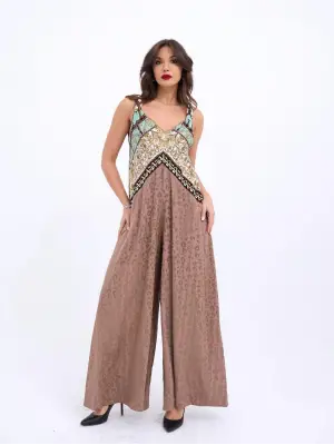 Omarı Şık Kahve Rengi Tulum Modası