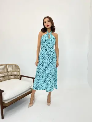 Omarı Flared Kol Detaylı Siyah Elbise