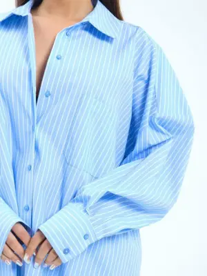 Omarı Rahat ve Şık Çizgili Gömlek