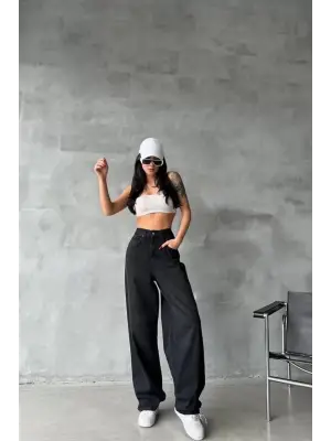 Arkadan tokalı jeans pantolon Siyah