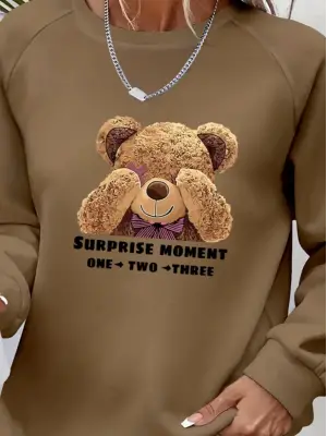 Omarı Rahat ve Şık Ayıcık Desenli Uzun Kollu Bluz