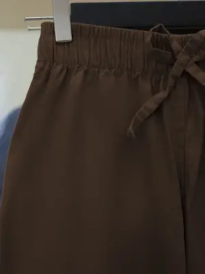 Bağcık Detaylı Bol Paça Beli Lastikli Keten Pantolon -Kahve