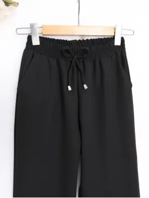 Beli Bağcıklı Dar Paça Pantolon -Siyah